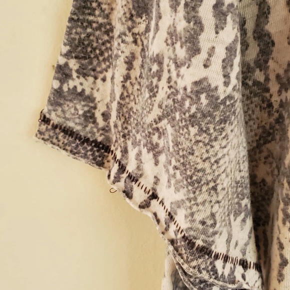 Free People Tourist Tee in Black Snake Combo Large - Picture 5 of 6